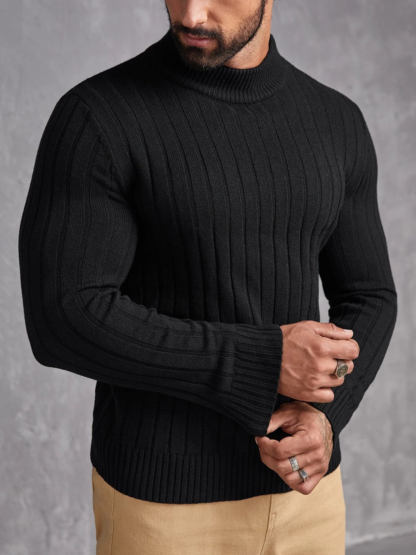 Round Collar Ribbed Knit Sweater